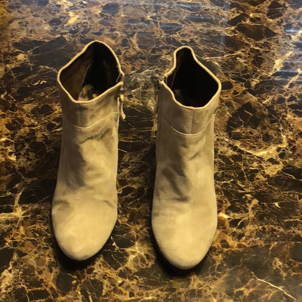 Sam Edelman 8.5M Salina Beige Suede Zip Ankle Boot